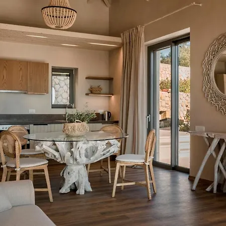 Zeus Exclusive * Spartia (Kefalonia)