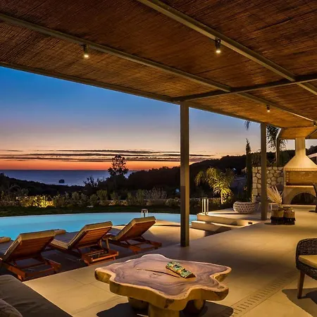 Zeus Exclusive Villa
