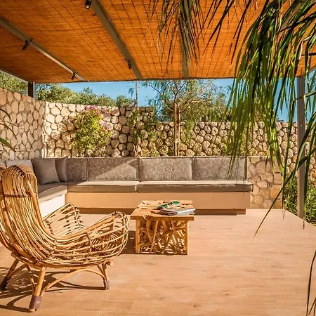 Zeus Exclusive וילה