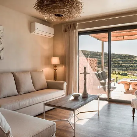 Zeus Exclusive Vila *